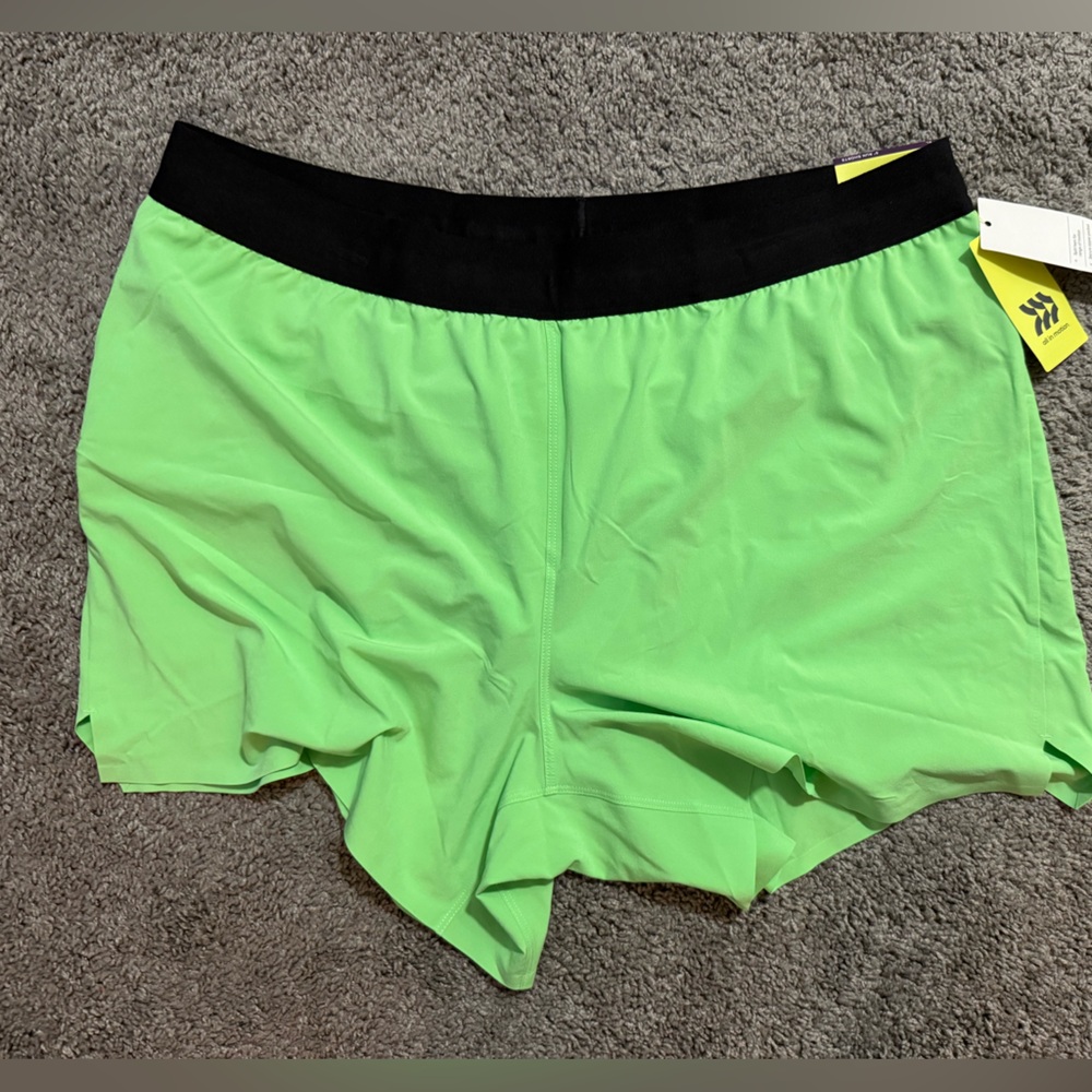 NWT Men’s XL All in Motion Green and Black Athletic Shorts